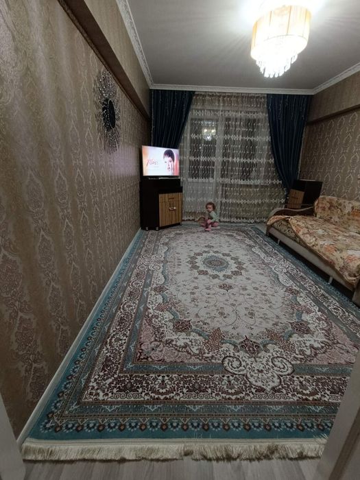 Красивый ковер 2,5 на 4