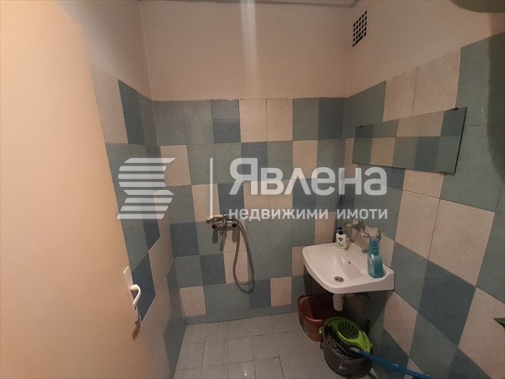 Продава се Тристаен апартамент в Варна, Колхозен пазар - 100 кв.м за 1690 €/кв.м - Снимка #3