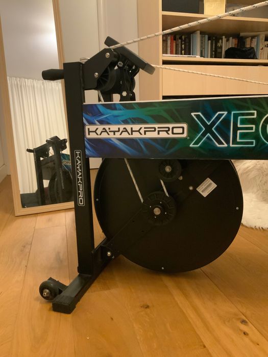 Ergometru KayakPro XEON – cumpărat 2024 – stare perfectă