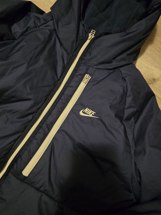 Nike яке L размер therma-fit