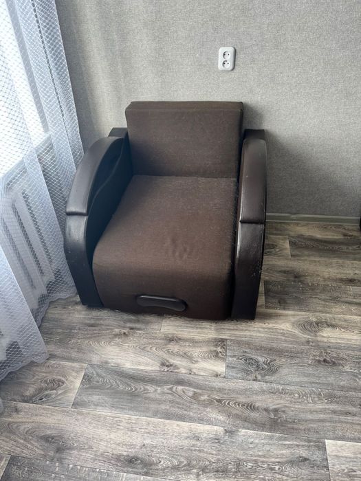 Продам диван, кресло, пуф