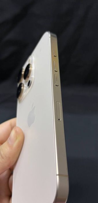 iPhone 16 Pro  АКБ - 100%