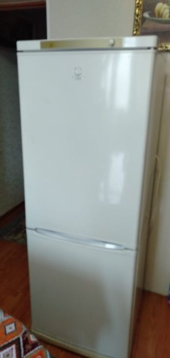 Холодильник Индезит