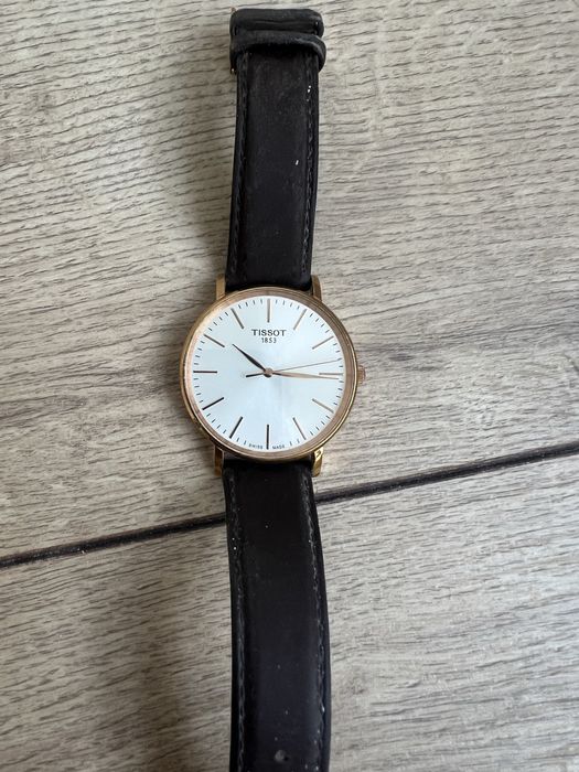 Продам часы б/у