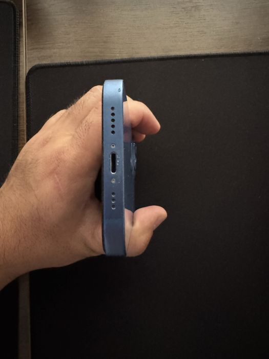 Айфон 13 в идиальном состояний