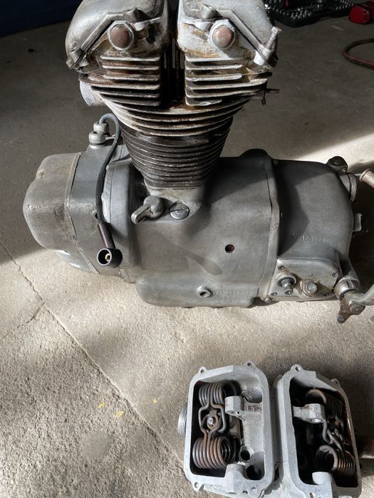 Продавам Аво Спорт