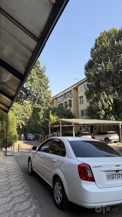 Srochna Jentraa 2023  toza oq toza