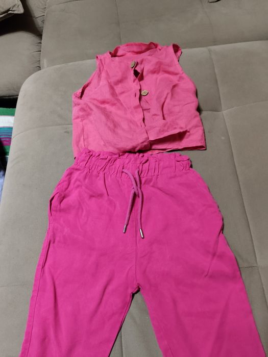 Яркий летный комплект для модницы