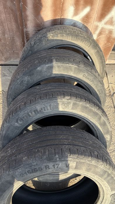 Продам резину на 17 continental