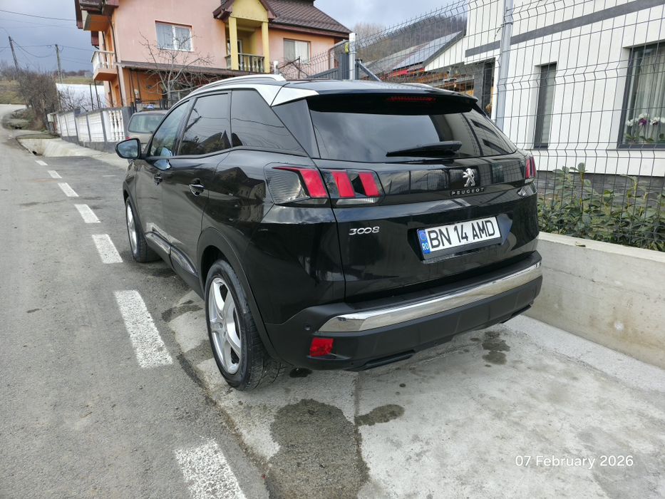 Peugeot 3008, 1.2 PureTech Allure
