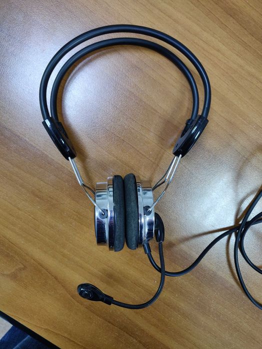 Наушники "SVEN" AP-525 MV стерео с микрофоном