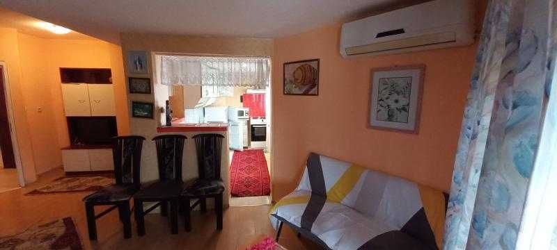 Дава се под наем Двустаен апартамент в Бургас, Възраждане - 60 кв.м за 280.5 € - Снимка #2