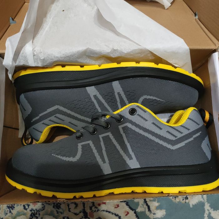 Продам спецобувь