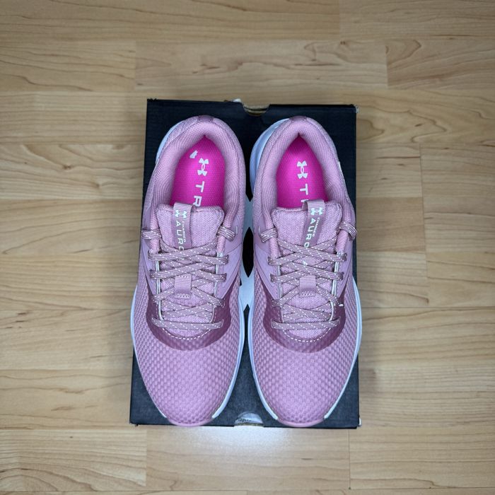 Оригинал Under Armour женские кроссовки