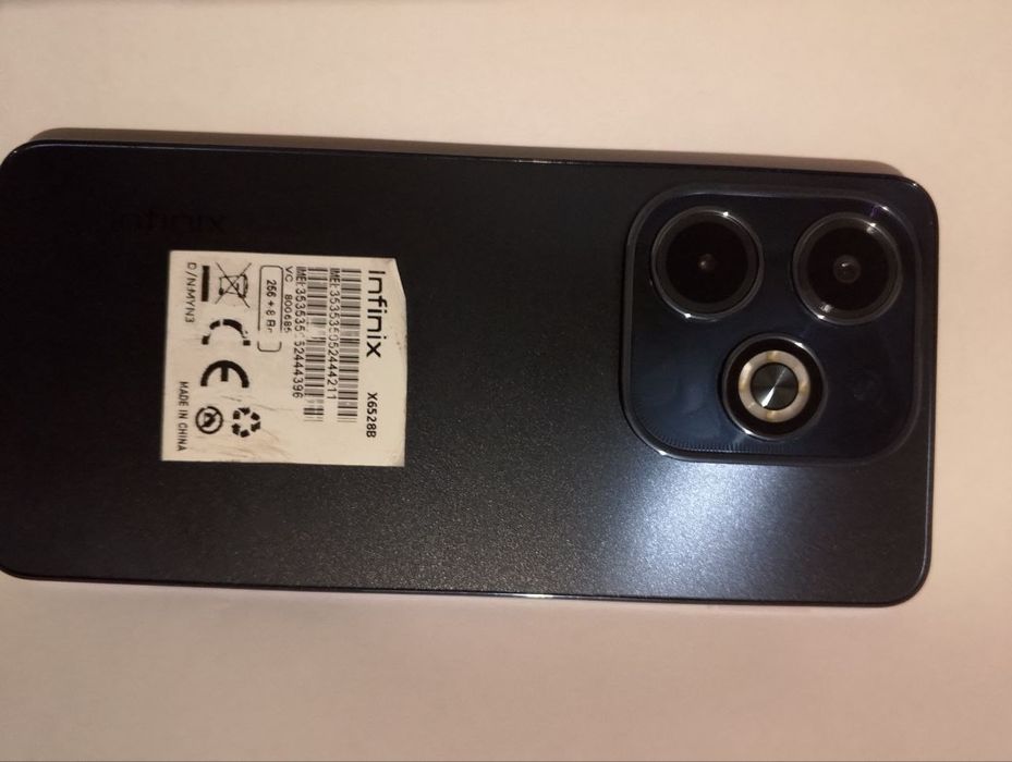 Telefon Infinix Hot 40i