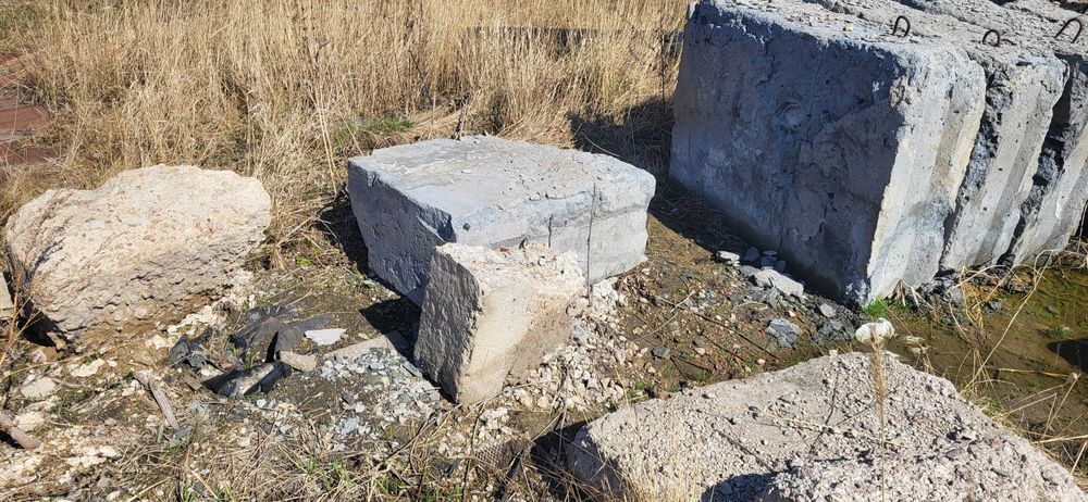 Продам железобетонные блоки