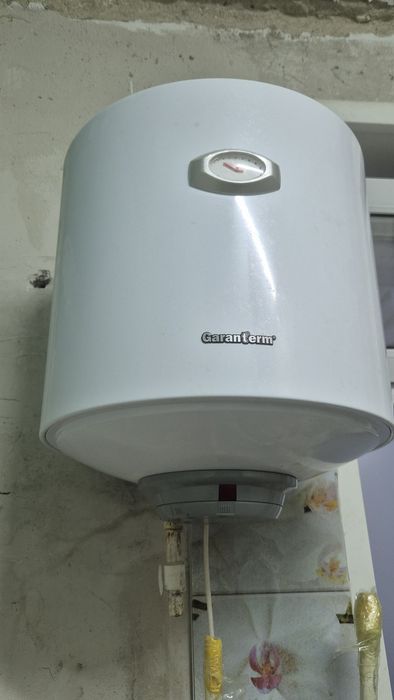 Продам бойлер 50 литров