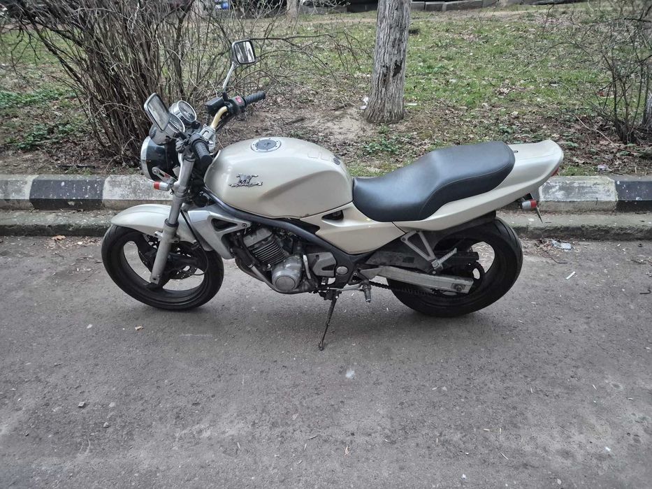 vand motocicleta kawasaki 250 balius