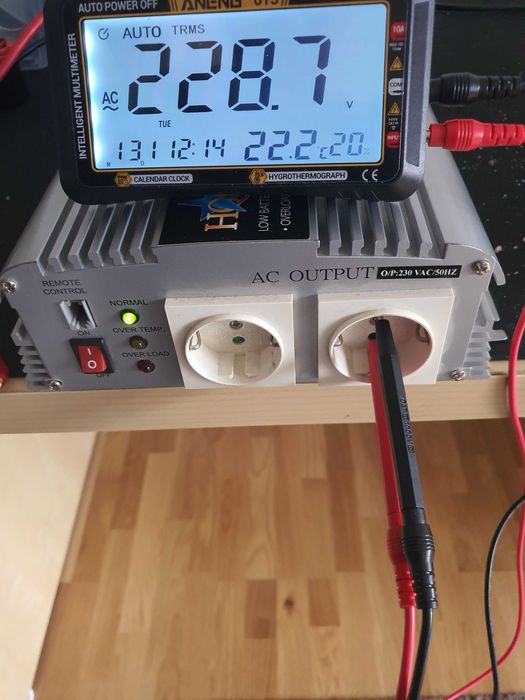 Invertor de la 12V  baterie la 230V , 1000W