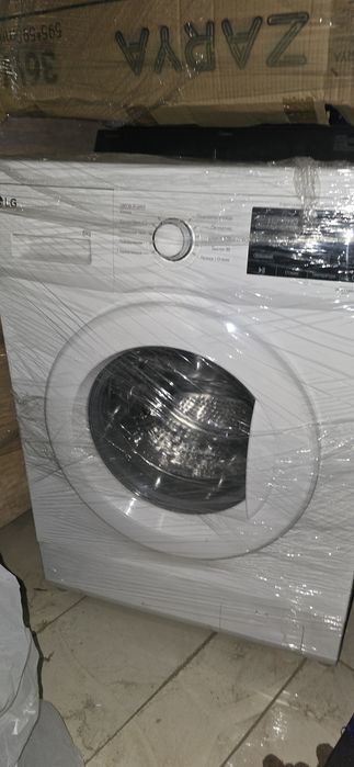 Стиральная машинка LG F2J3NS0W