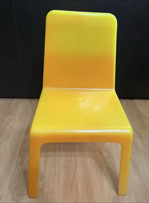 Детско столче жълто