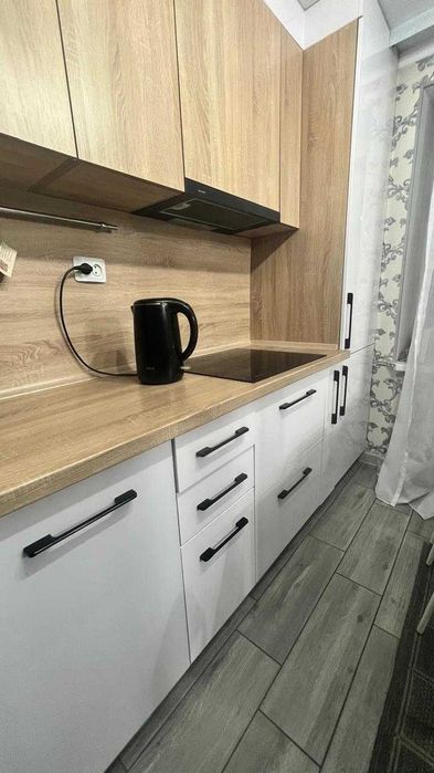 Продам 4 ком квартира РН Центр