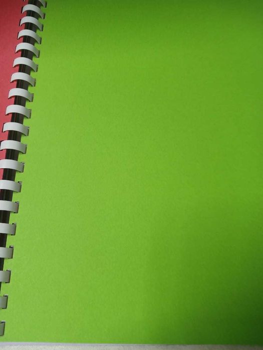 Дизайнерская бумага формата 787x1092 мм в широком ассортименте.