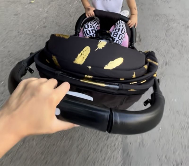 Продам коляску мстар в хорошем состояние