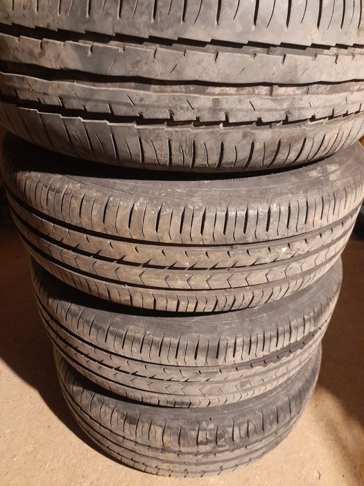 Jante aluminu cu cauciuguri