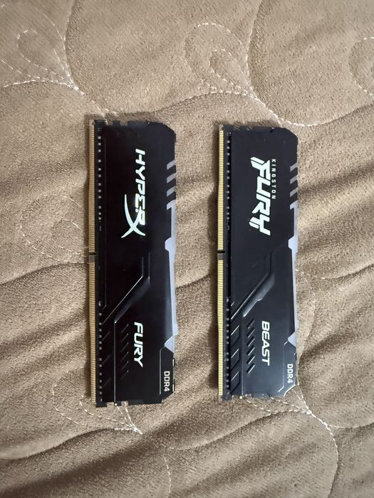Memorie ram kingston 16gb 8x2 3200mhz cu rgb