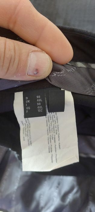 Costum barbati esprit