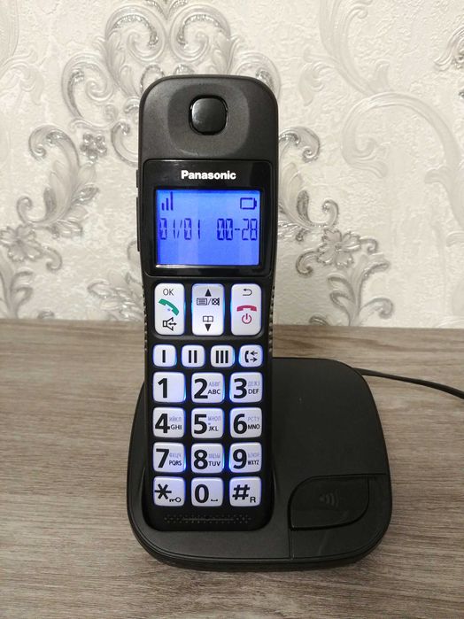 радиотелефон Panasonic kx-tge110