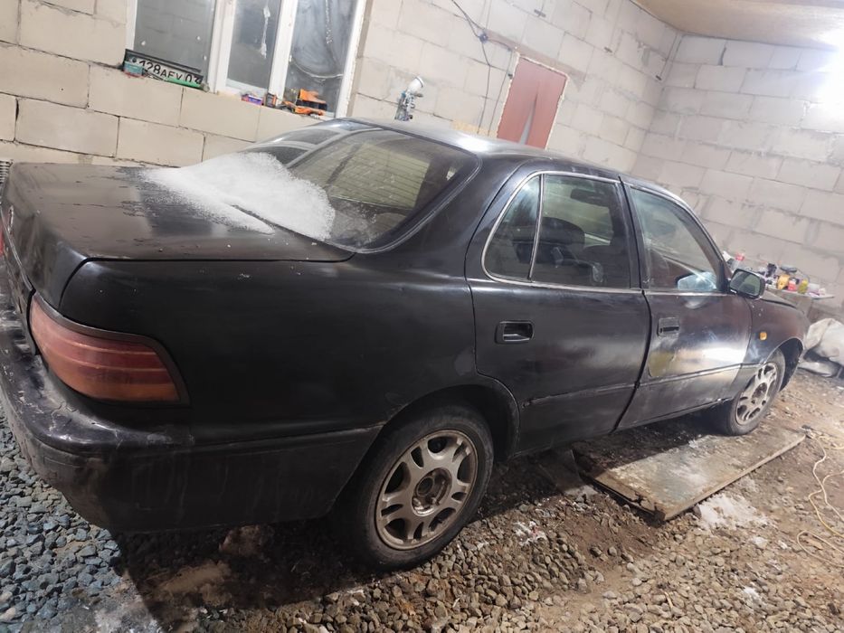 Тойота камри 1.8 автомат