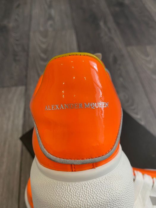 Alexander McQueen Piele Naturala