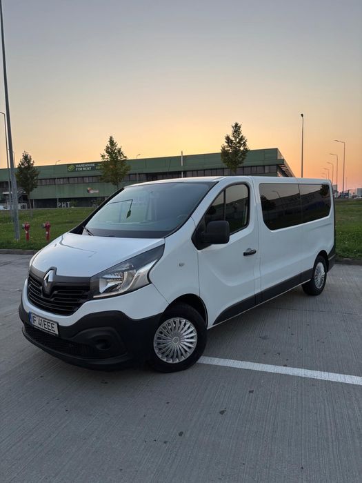 RENAULT Trafic 0 — imagine 3
