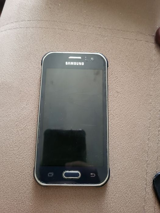 Samsung Galaxy J... на запчасти или коллекционерам