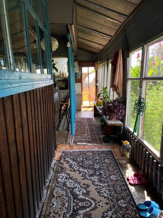 Продаётся двухэтажный дом.