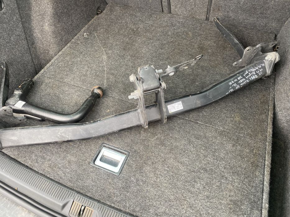 Теглич Peugeot 408/308 Astra ST 2022-