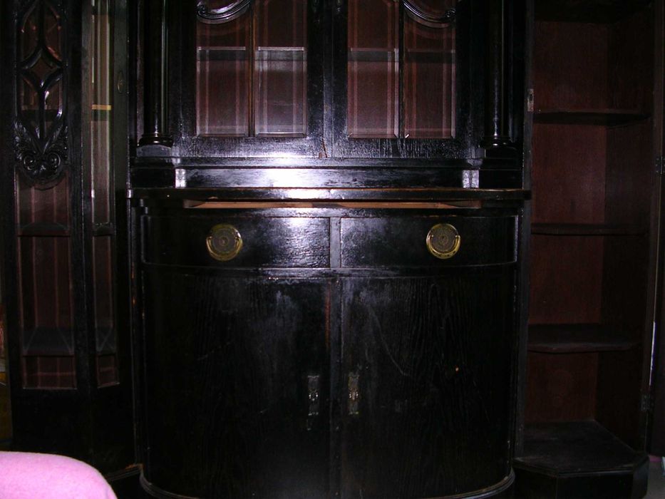 Vitrina/servanta/bufet stil vienez, antica/vintage. SUPER PRET!