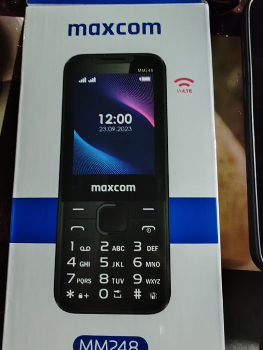 Telefon maxcom disponibil