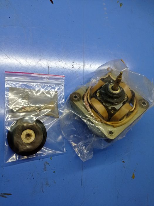 Мотор, доза и ролка за грамофон Акорд, Ригонда, Респром, Аккорд 201