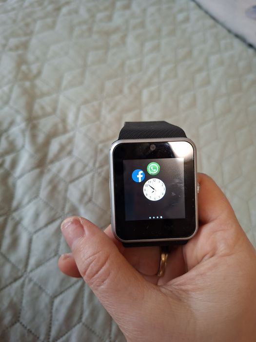 Смарт часовник Андроид