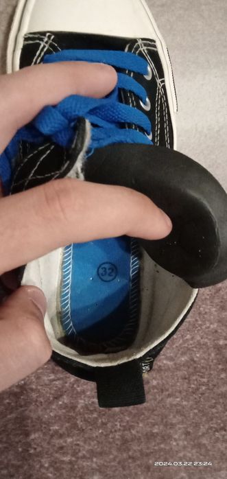 Продам кеды на мальчика