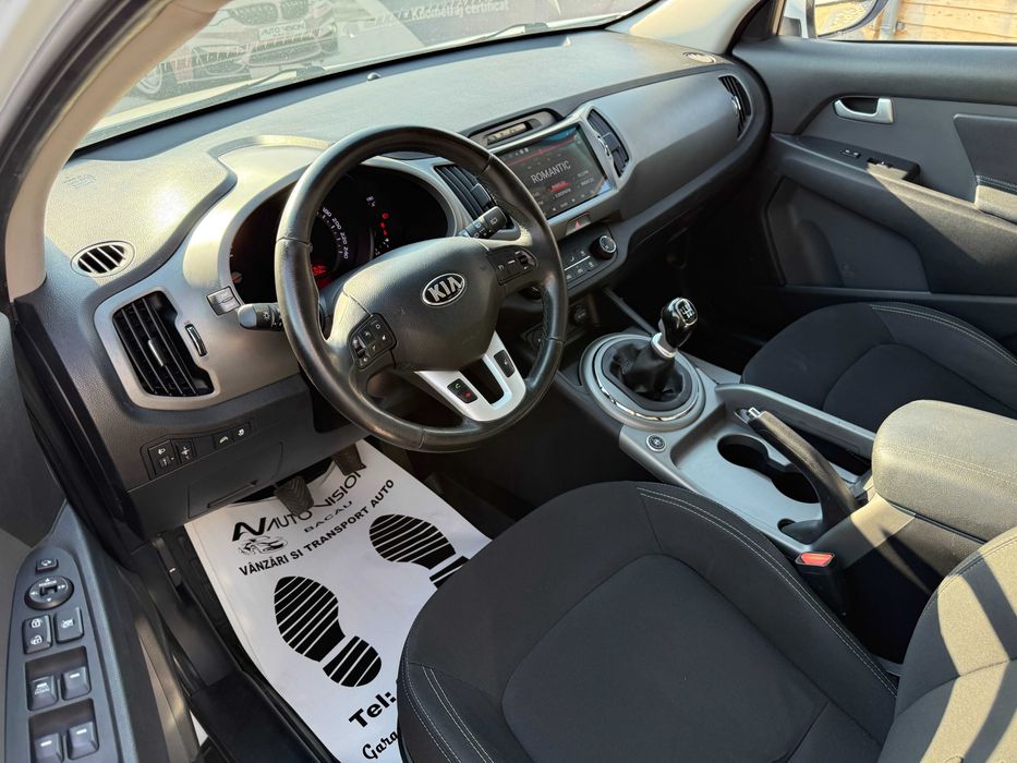 *RATE*KIA Sportage Facelift 1.6 Benzina 135Cp 11/2014 E5 LED NAV Top Inmatriculata in Romania!