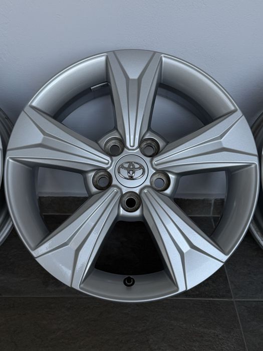 17" Оригинални джанти Toyota C-HR Avensis Rav 4 5×114.3 6.5J Et 45