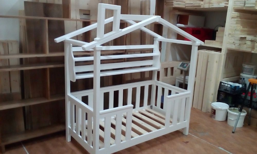 TRANSPORT GRATUIT.Pat căsuța cod 302