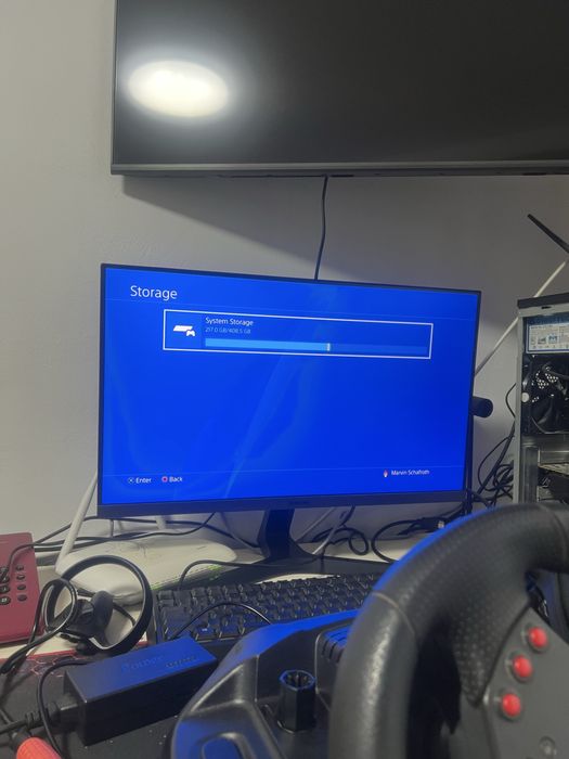 Vand ps4 slim modat 10.01