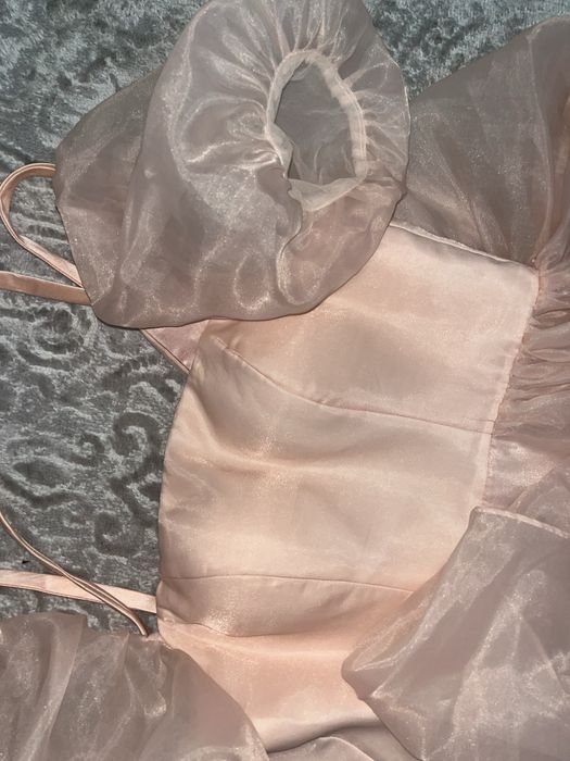 Нарядное платье женское