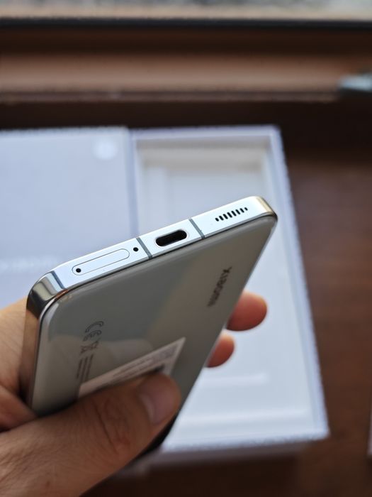 Xiaomi 13 256Gb идеальный