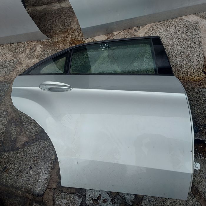 Врата Мерцедес Е клас 212 / Mercedes E class w212 седан